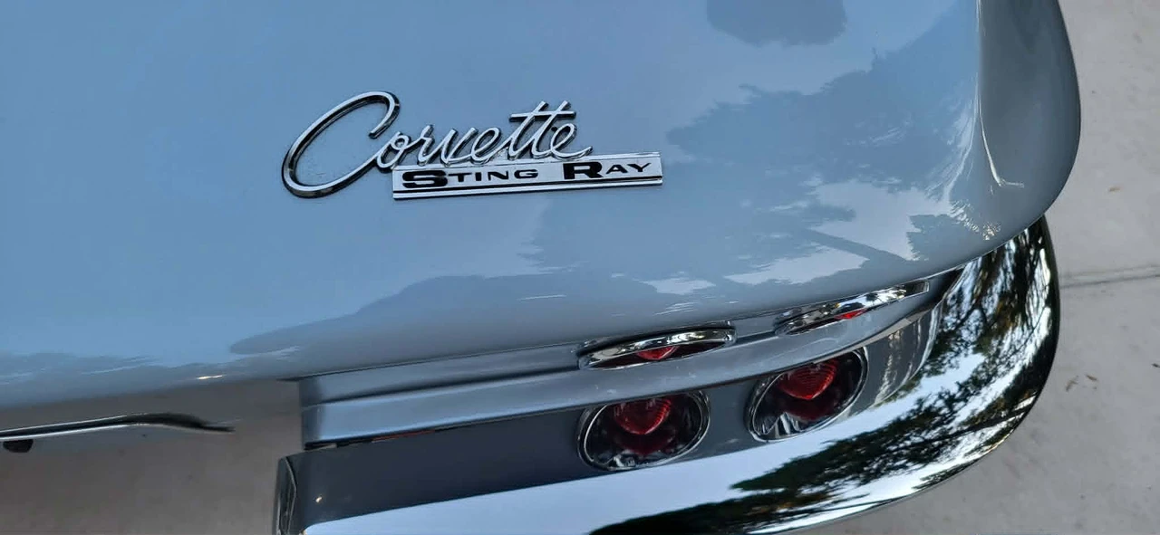 1963 Chevrolet Corvette C2 - Image 20 of 31