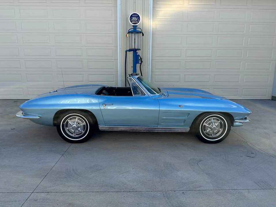 1963 Chevrolet Corvette C2 - Image 29 of 31