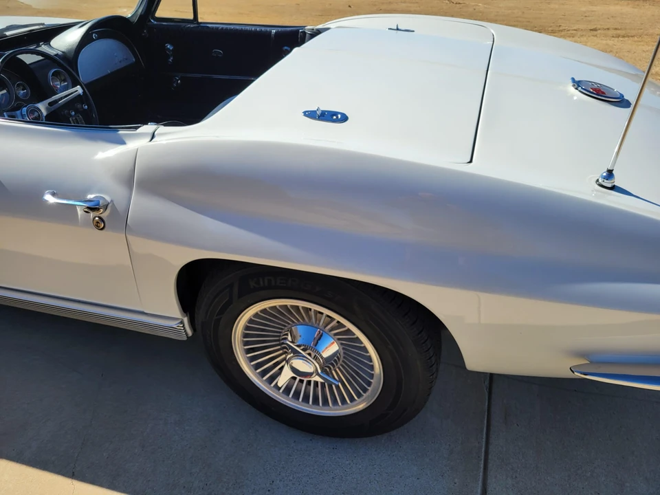 1963 Chevrolet Corvette C2 - Image 27 of 31
