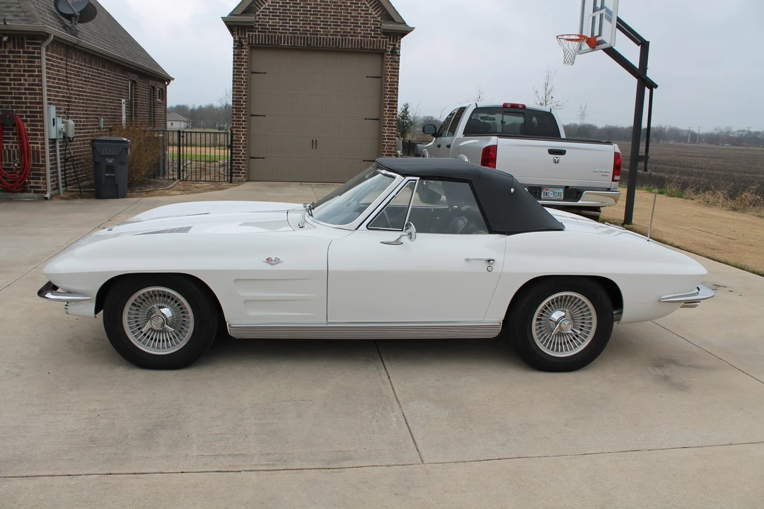 1963 Chevrolet Corvette C2 - Image 3 of 31