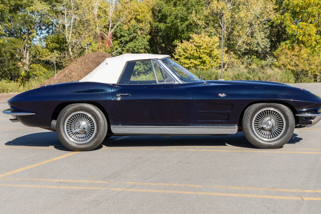 1963 Chevrolet Corvette C2 - Image 12 of 31