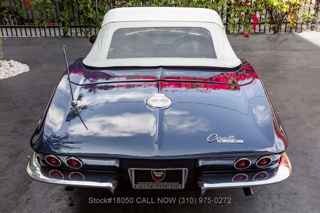 1963 Chevrolet Corvette C2 - Image 11 of 24