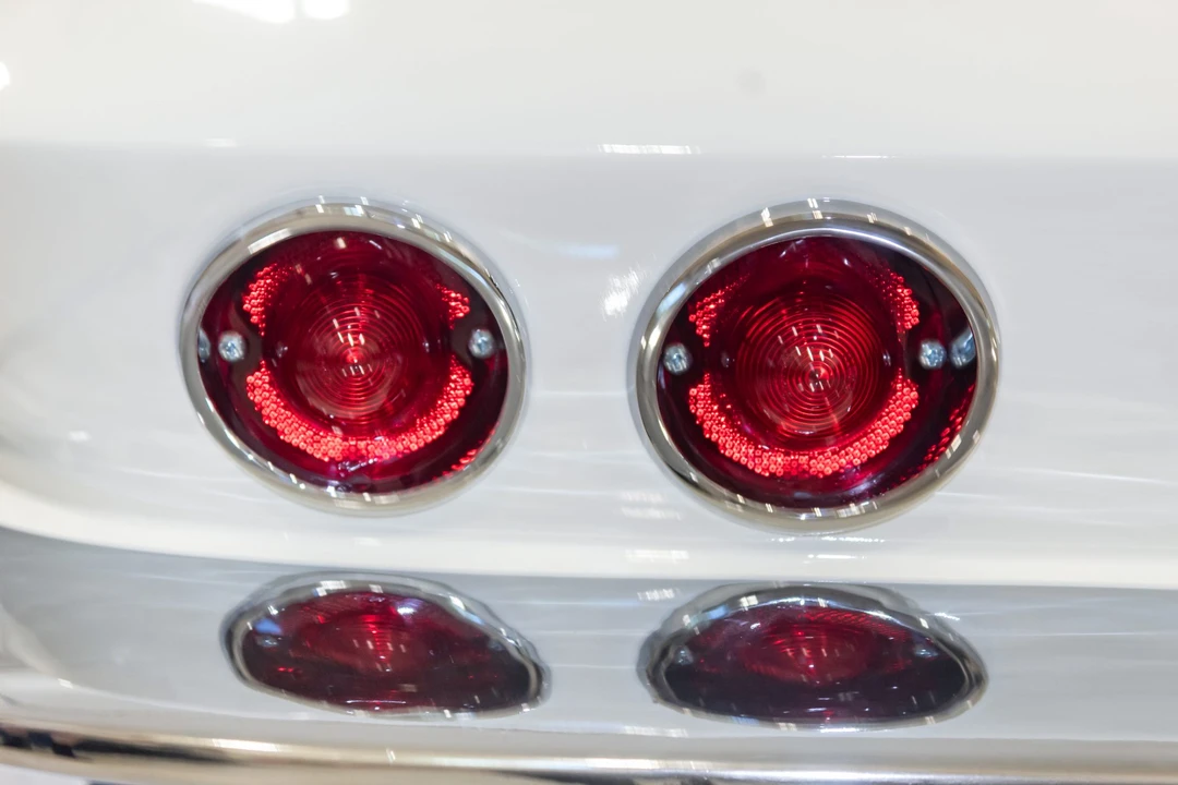 1963 Chevrolet Corvette C2 - Image 17 of 31