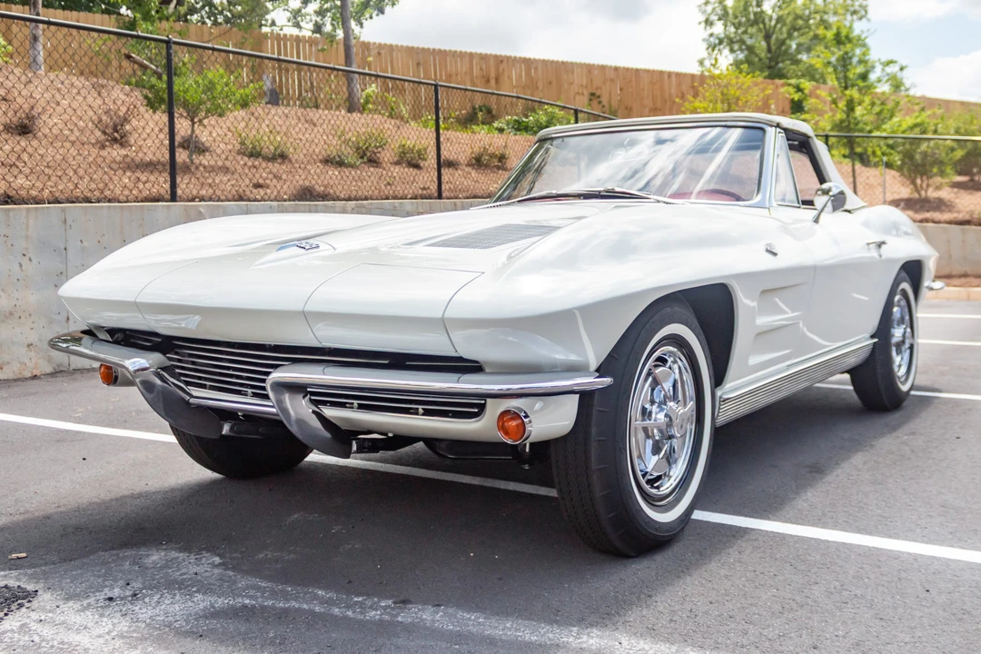 1963 Chevrolet Corvette C2 - Image 16 of 31