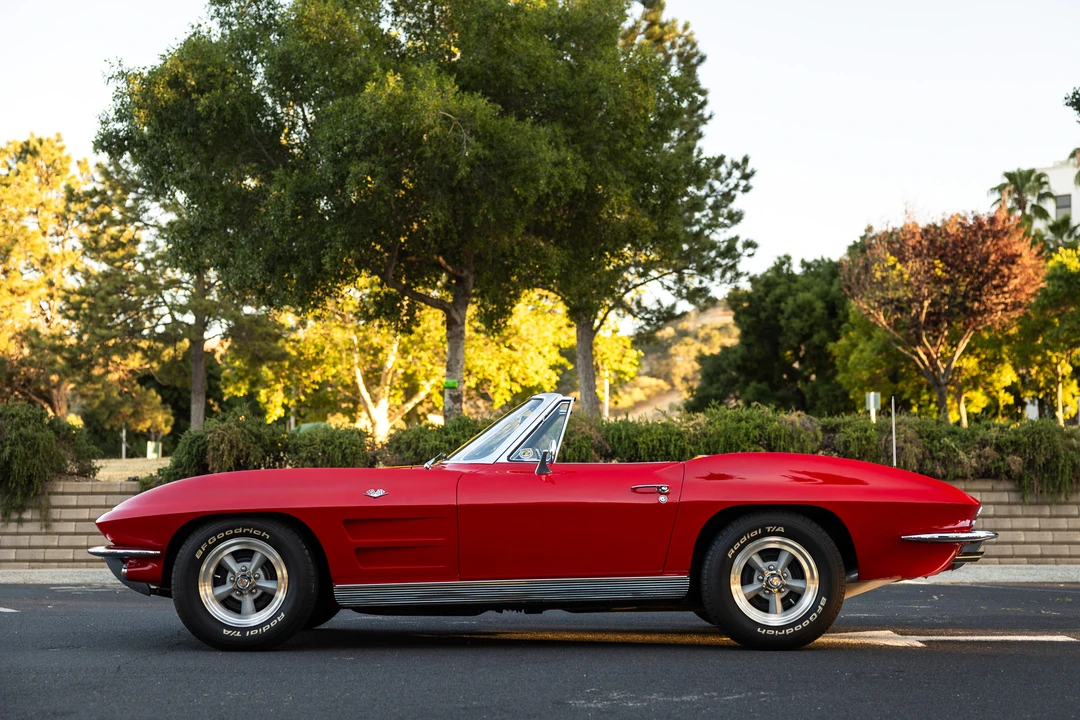 1963 Chevrolet Corvette C2 - Image 23 of 31