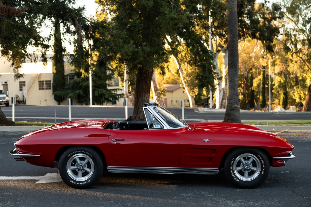 1963 Chevrolet Corvette C2 - Image 14 of 31