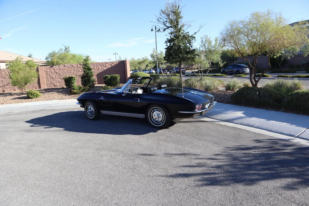 1963 Chevrolet Corvette C2 - Image 26 of 31