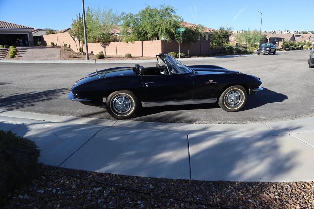 1963 Chevrolet Corvette C2 - Image 17 of 31