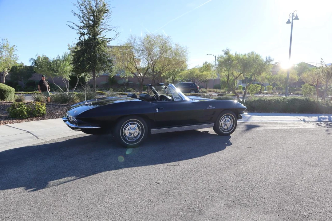 1963 Chevrolet Corvette C2 - Image 21 of 31