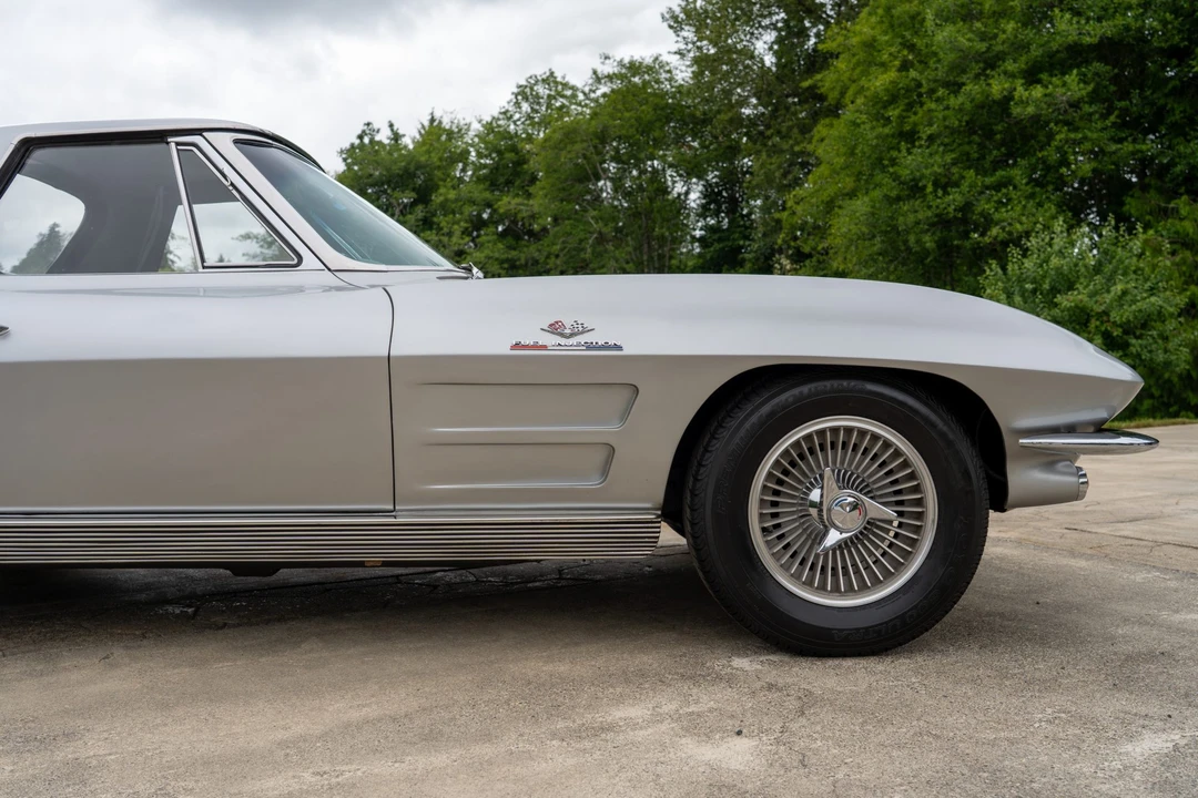 1963 Chevrolet Corvette C2 - Image 19 of 31