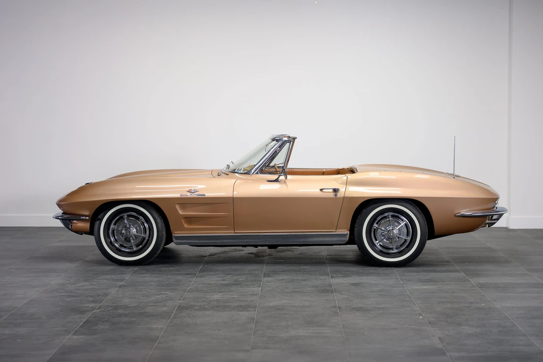 1963 Chevrolet Corvette C2 - Image 6 of 31