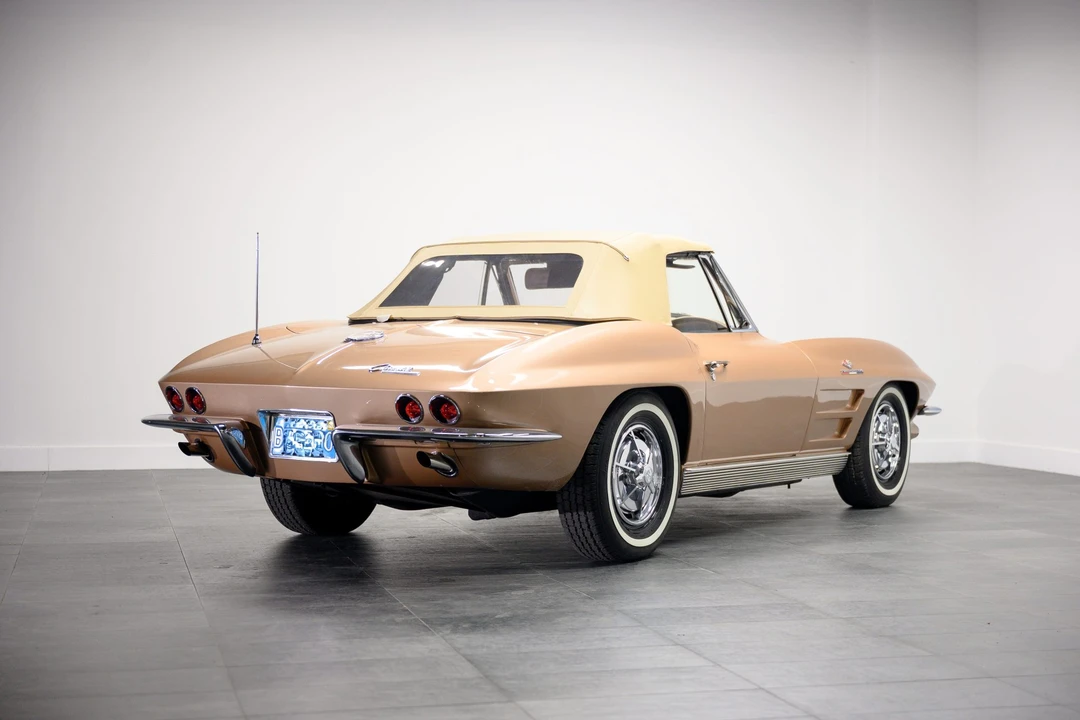 1963 Chevrolet Corvette C2 - Image 14 of 31