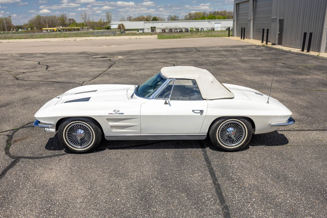 1963 Chevrolet Corvette C2 - Image 19 of 31