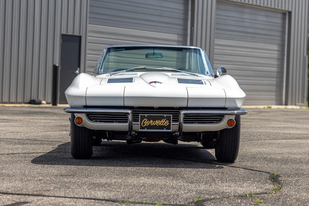 1963 Chevrolet Corvette C2 - Image 2 of 31