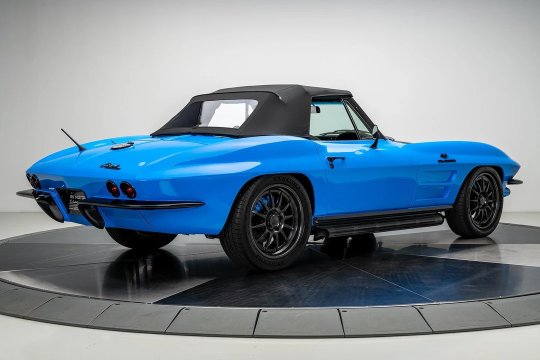 1963 Chevrolet Corvette C2 - Image 15 of 17