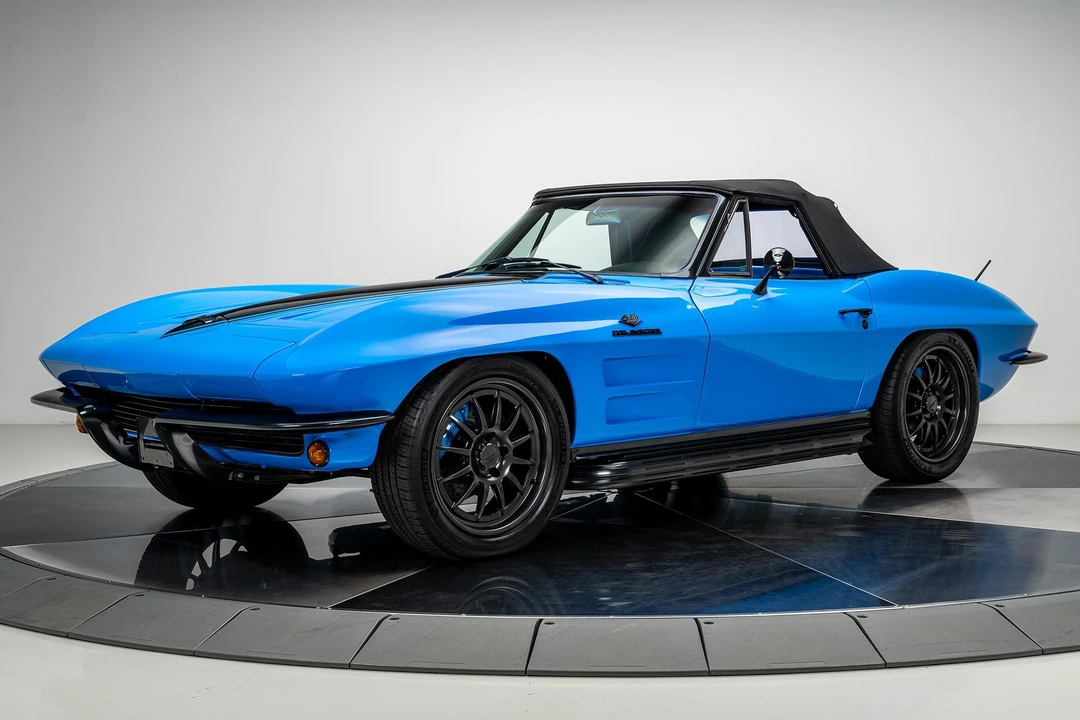 1963 Chevrolet Corvette C2 - Image 11 of 17