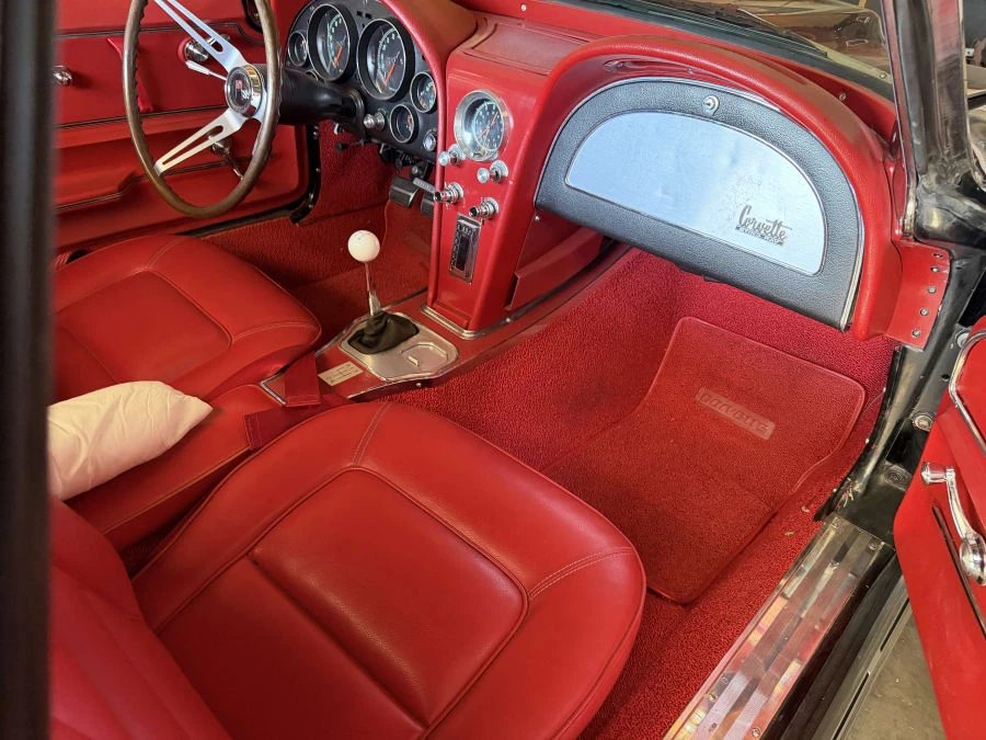 1963 Chevrolet Corvette C2 - Image 25 of 30