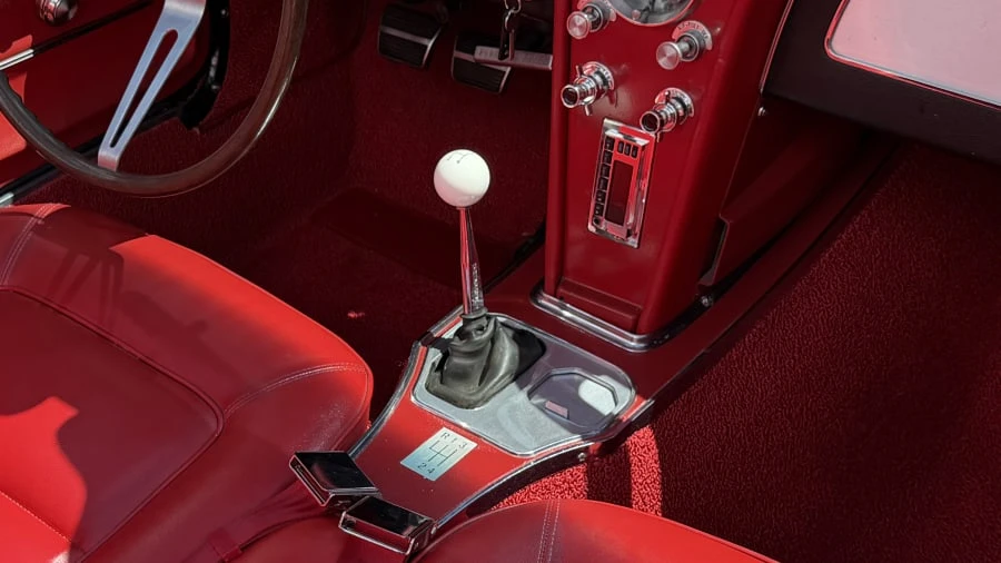 1963 Chevrolet Corvette C2 - Image 27 of 30