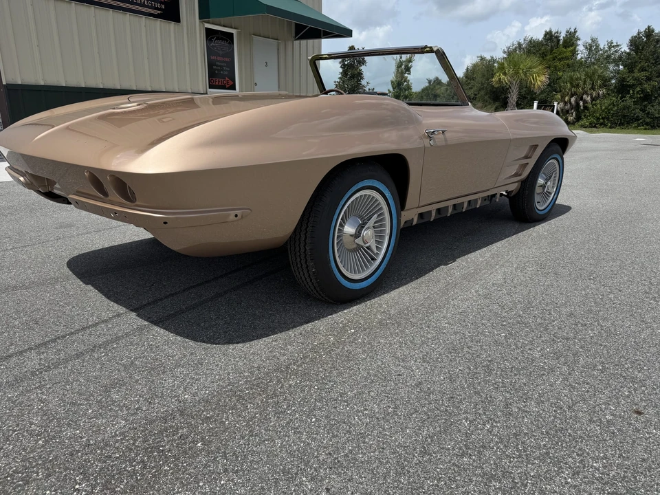 1963 Chevrolet Corvette C2 - Image 3 of 31