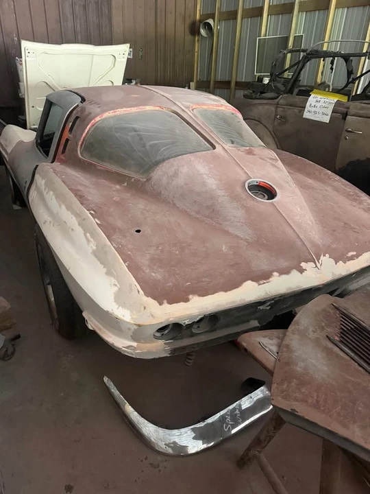1963 Chevrolet Corvette C2 - Image 7 of 10
