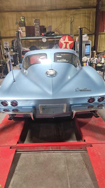 1963 Chevrolet Corvette C2 - Image 4 of 20
