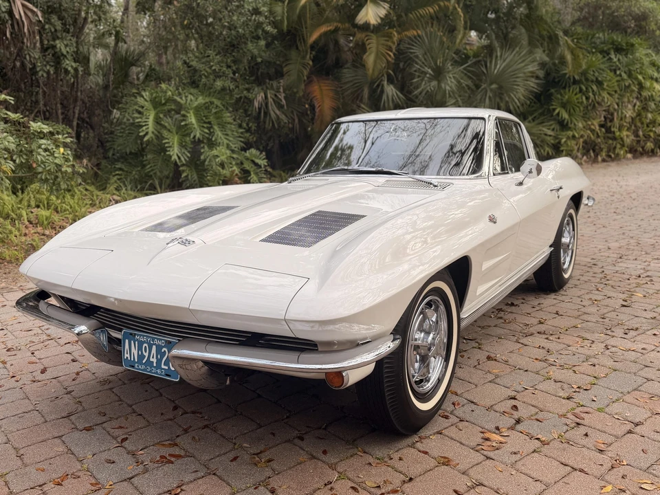 1963 Chevrolet Corvette C2 - Image 26 of 31
