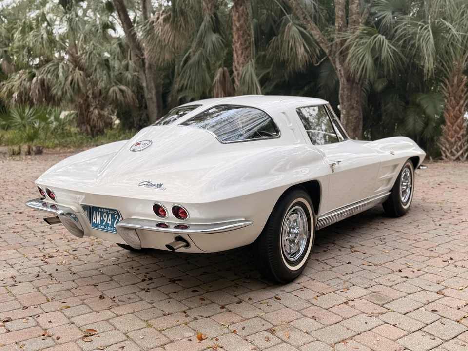 1963 Chevrolet Corvette C2 - Image 17 of 31