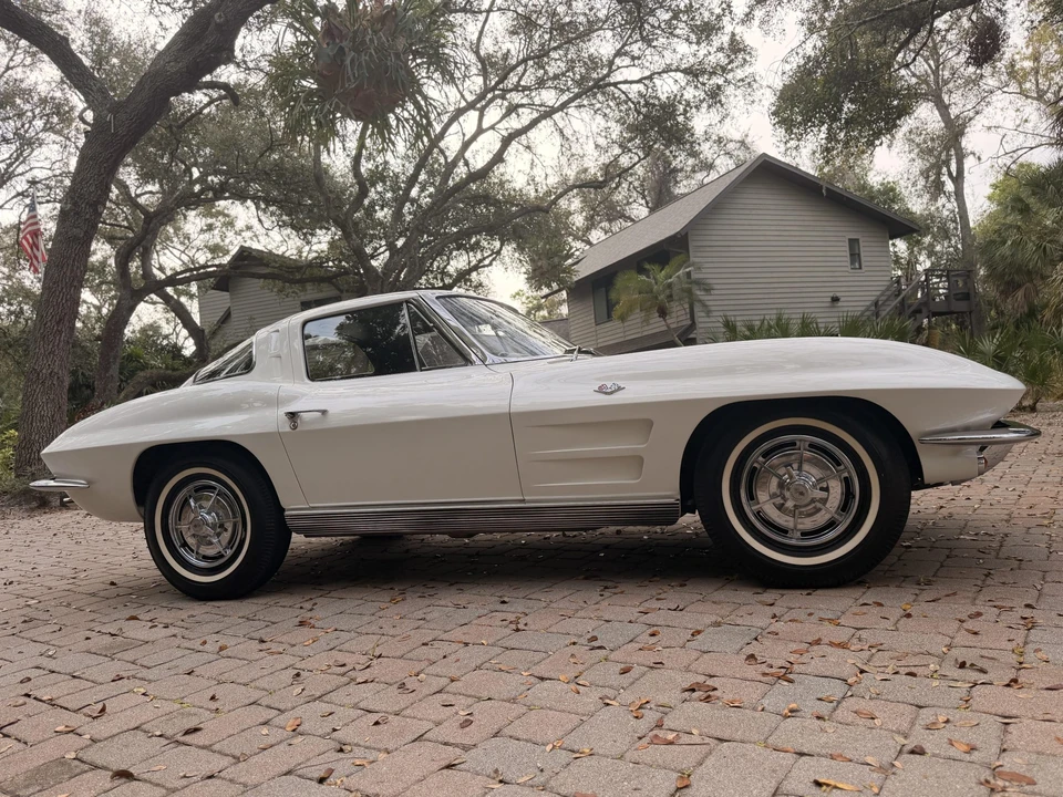 1963 Chevrolet Corvette C2 - Image 14 of 31