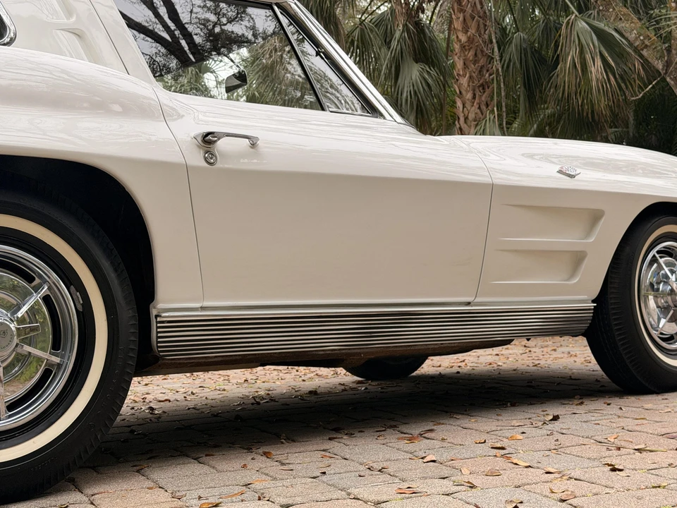 1963 Chevrolet Corvette C2 - Image 31 of 31