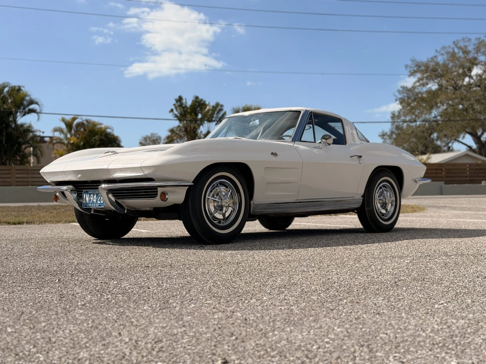 1963 Chevrolet Corvette C2 - Image 2 of 31