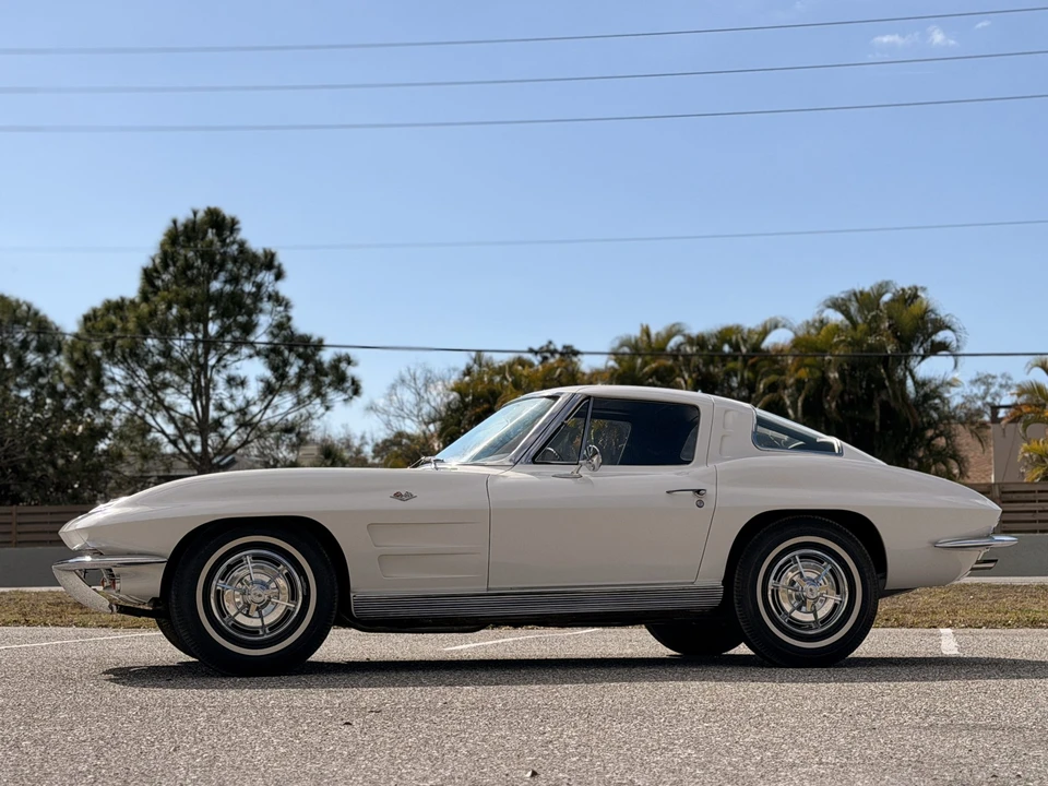 1963 Chevrolet Corvette C2 - Image 3 of 31
