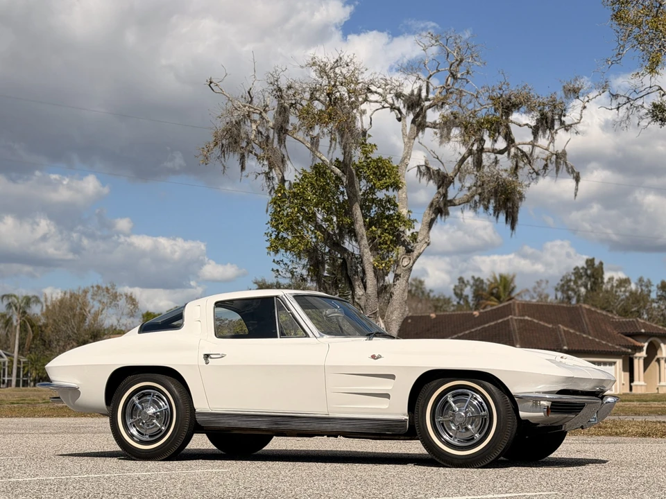 1963 Chevrolet Corvette C2 - Image 10 of 31