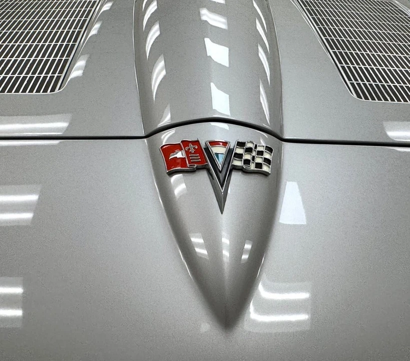1963 Chevrolet Corvette C2 - Image 10 of 31