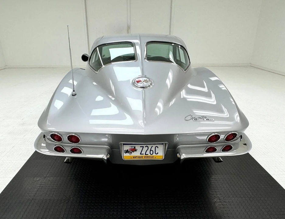 1963 Chevrolet Corvette C2 - Image 4 of 31