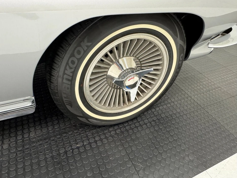 1963 Chevrolet Corvette C2 - Image 24 of 31