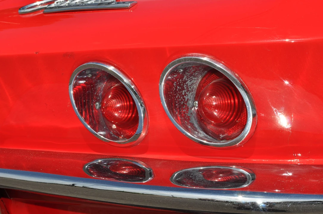 1963 Chevrolet Corvette C2 - Image 23 of 31