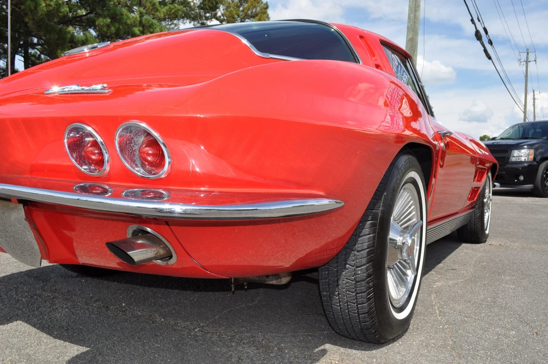 1963 Chevrolet Corvette C2 - Image 25 of 31