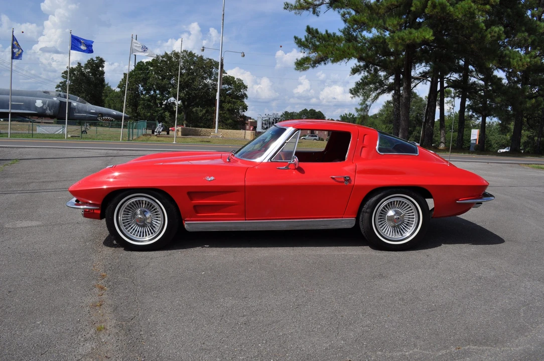 1963 Chevrolet Corvette C2 - Image 7 of 31