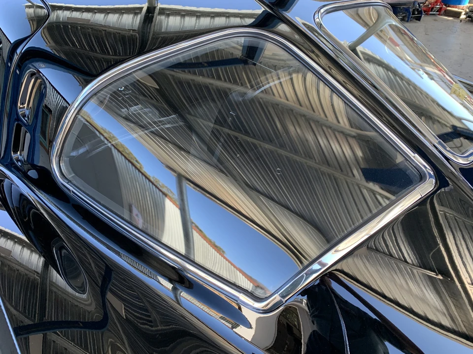 1963 Chevrolet Corvette C2 - Image 30 of 31