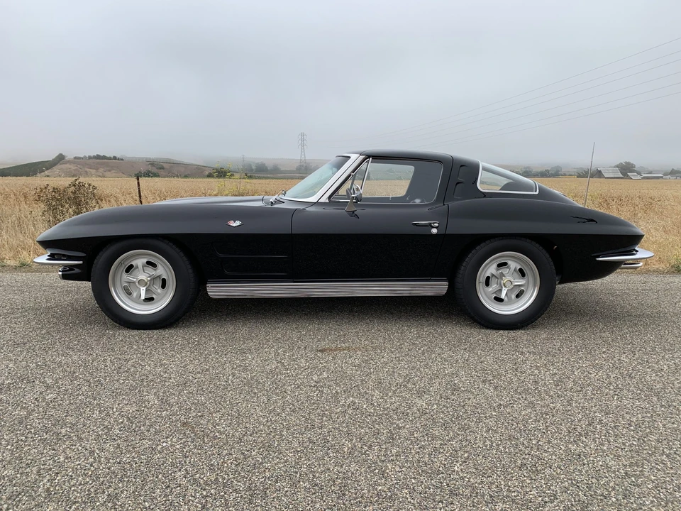 1963 Chevrolet Corvette C2 - Image 9 of 31