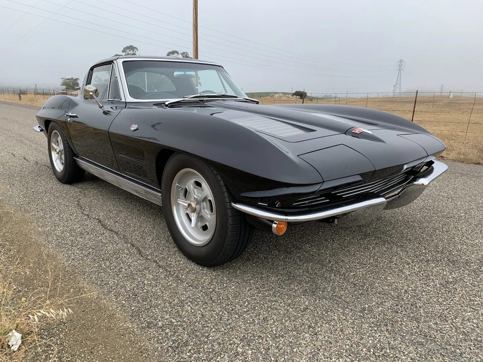 1963 Chevrolet Corvette C2 - Image 2 of 31