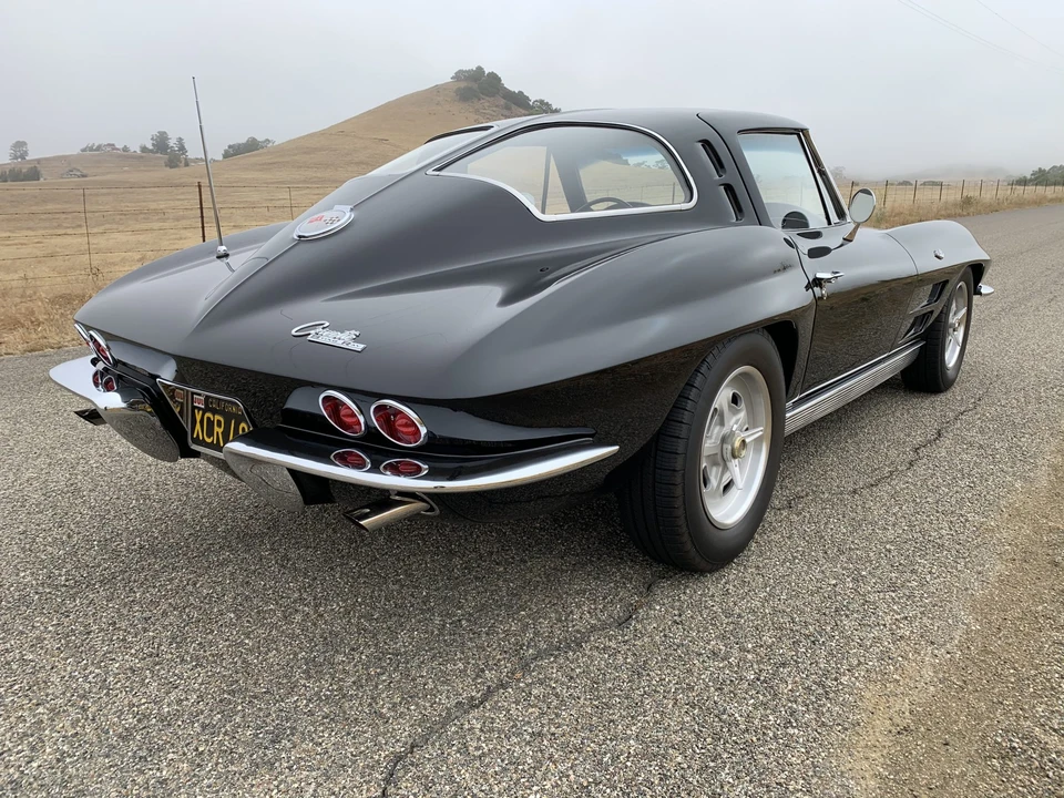 1963 Chevrolet Corvette C2 - Image 18 of 31