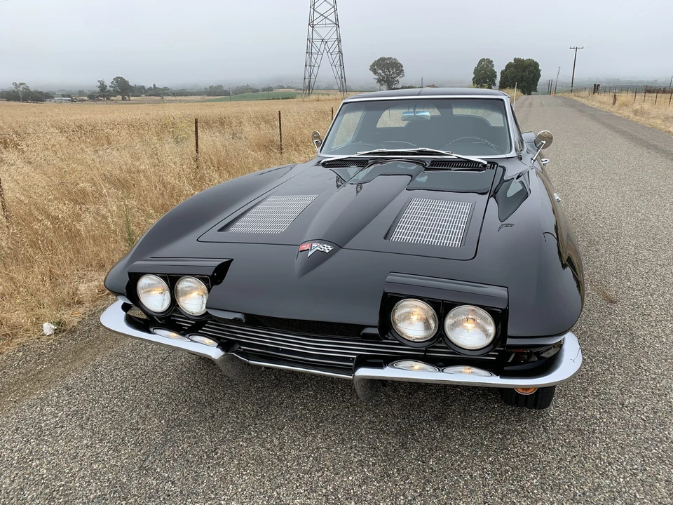 1963 Chevrolet Corvette C2 - Image 6 of 31