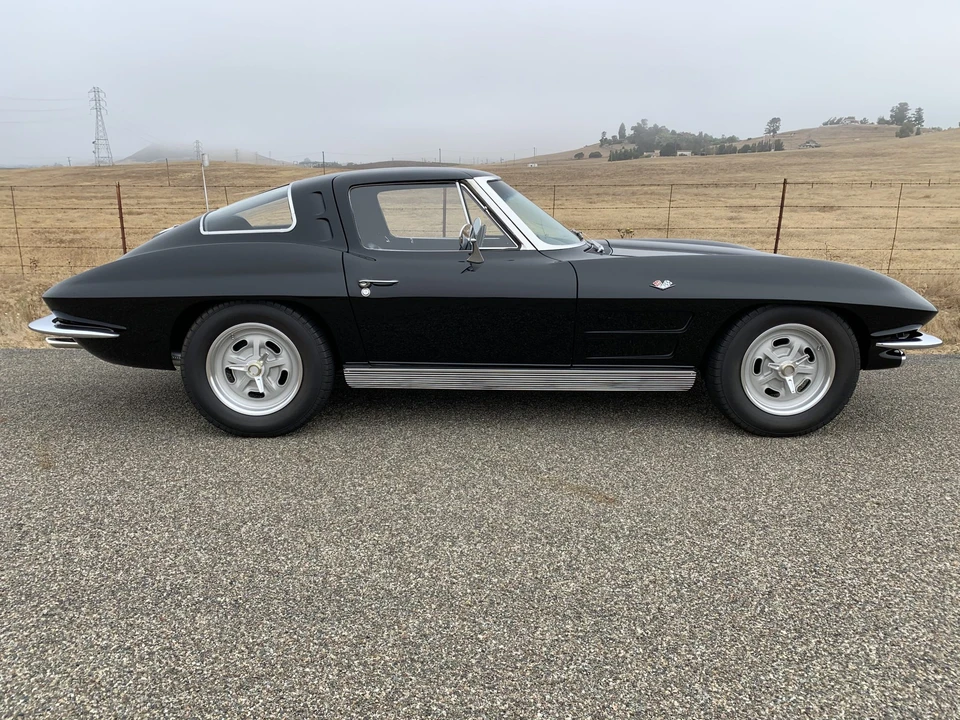 1963 Chevrolet Corvette C2 - Image 19 of 31