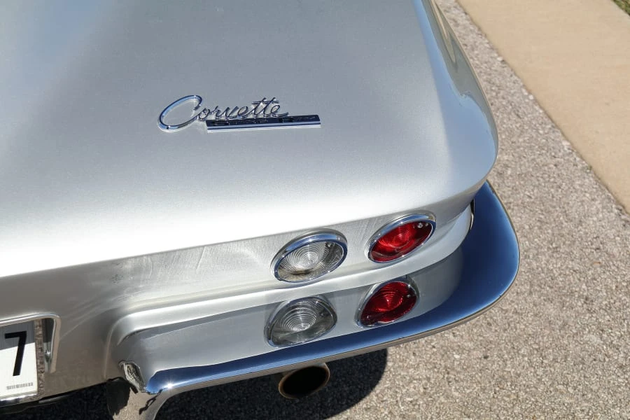 1963 Chevrolet Corvette C2 - Image 17 of 31