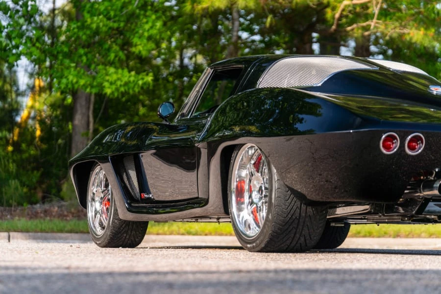 1963 Chevrolet Corvette C2 - Image 24 of 31