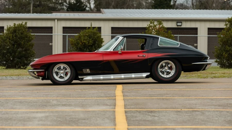 1963 Chevrolet Corvette C2 - Image 2 of 31