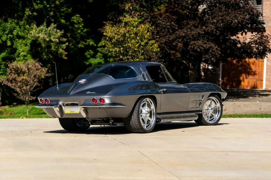 1963 Chevrolet Corvette C2 - Image 3 of 31