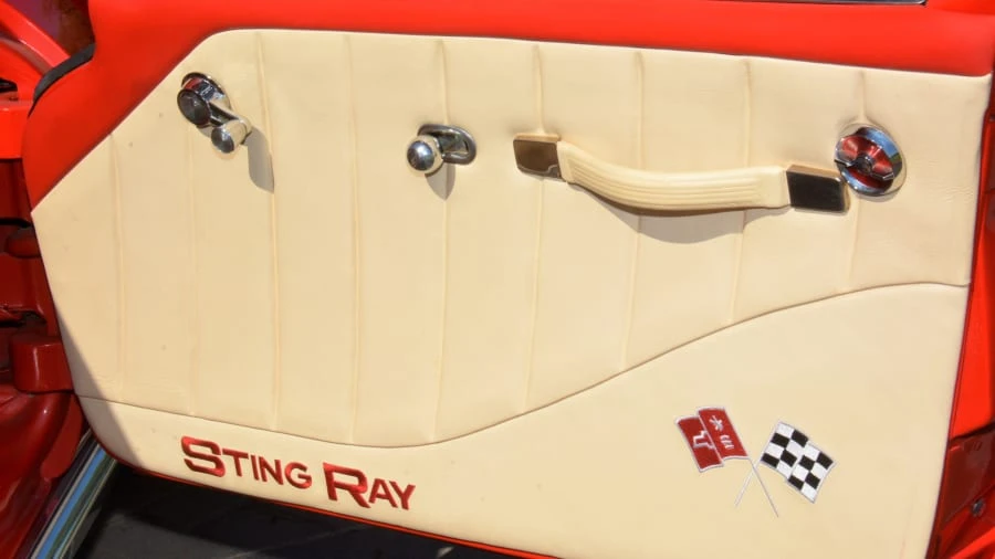 1963 Chevrolet Corvette C2 - Image 5 of 11