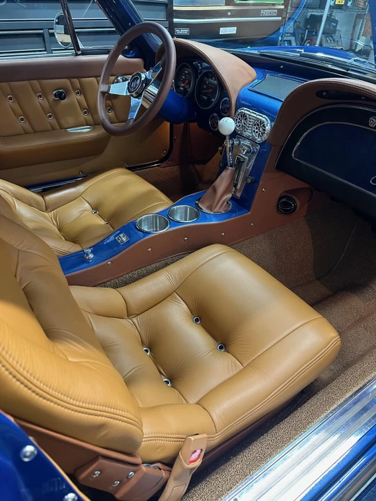 1963 Chevrolet Corvette C2 - Image 14 of 31